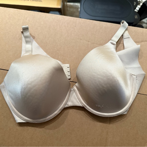 Soma Cream Satin Bra - Picture 1 of 9